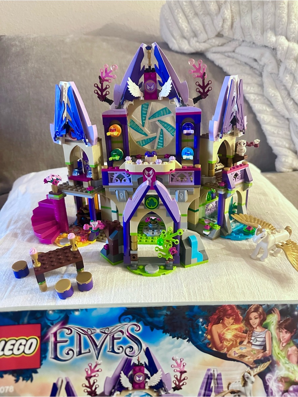 Lego Elves Purple, Pink & Blue Enchanted Castle Playset
